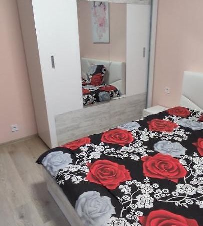Luxury And Stylish Apartmen, Metro Station Obelya 索菲亞 外观 照片