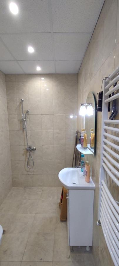 Luxury And Stylish Apartmen, Metro Station Obelya 索菲亞 外观 照片